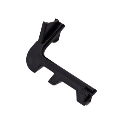 Уголок внутренний L черный браш